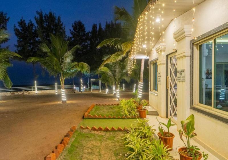 Salt Water Resort Dāpoli Exteriér fotografie
